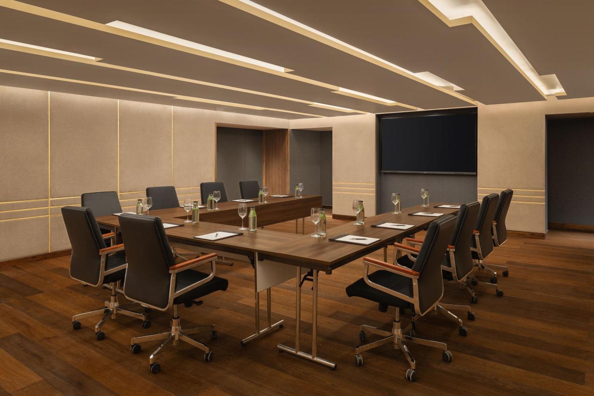 Courtyard By Marriott Tiruchirappalli מראה חיצוני תמונה
